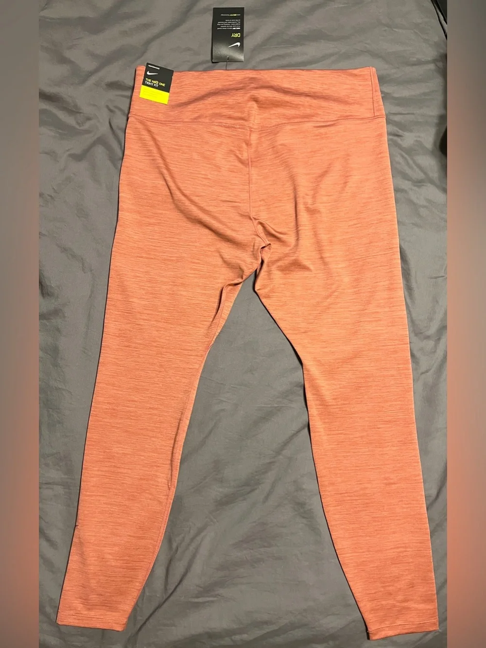 Women’s Nike pink leggings, size 1X